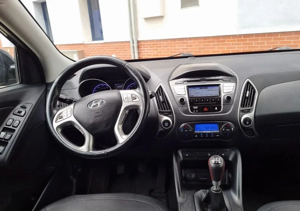 Hyundai ix35 cena 36999 przebieg: 150000, rok produkcji 2010 z Żary małe 172